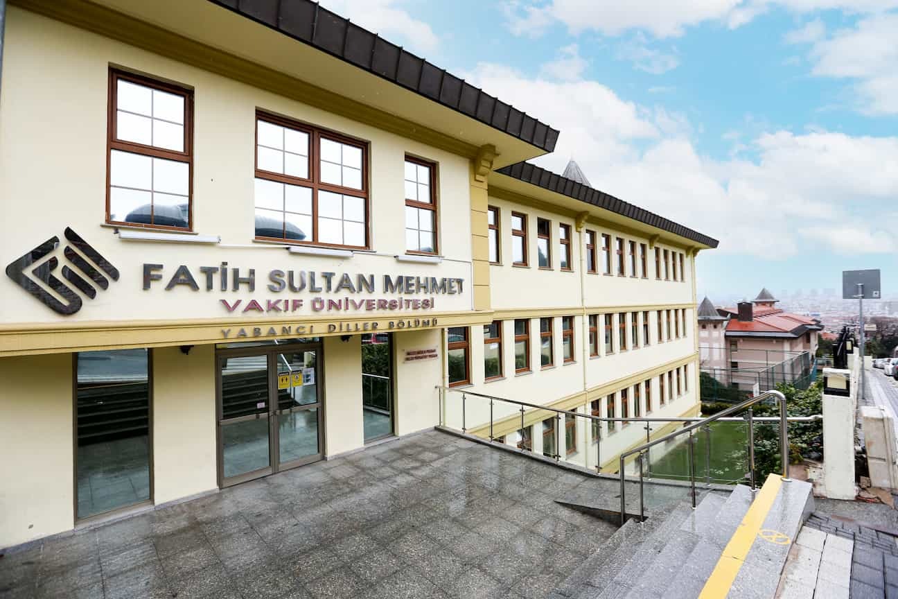 Fatih Sultan Mehmet Vakıf Üniversitesi